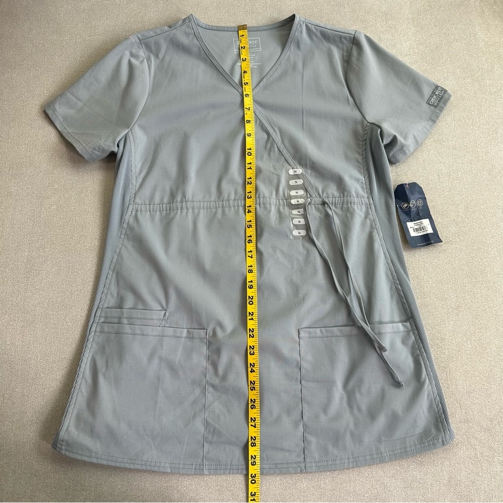 Cherokee Maternity Mock Wrap Scrub Top. Grey. Small. - Picture 7 of 7